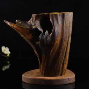 Natural old material water-submerged grade Dala dry wood core beetle-damaged log decorative piece